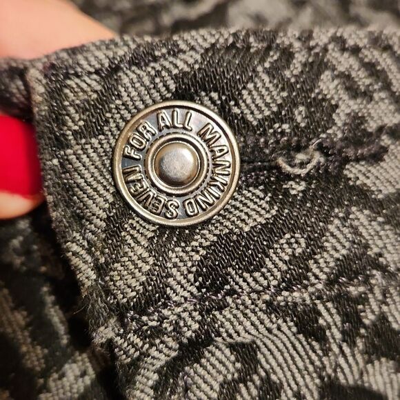 7 For All Mankind Women's Black & Gray Zebra Print Skinny Jeans Size 28 US 6 - Picture 9 of 10